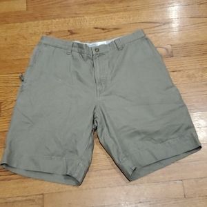 Khaki Columbia shorts. Size 34.